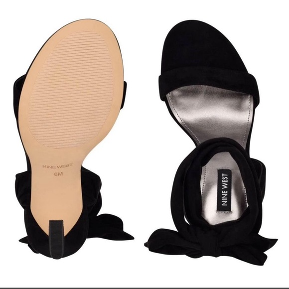 NINE WEST
Women's Kelsie Ankle Wrap Dress Sandals 7.5 - Picture 4 of 4